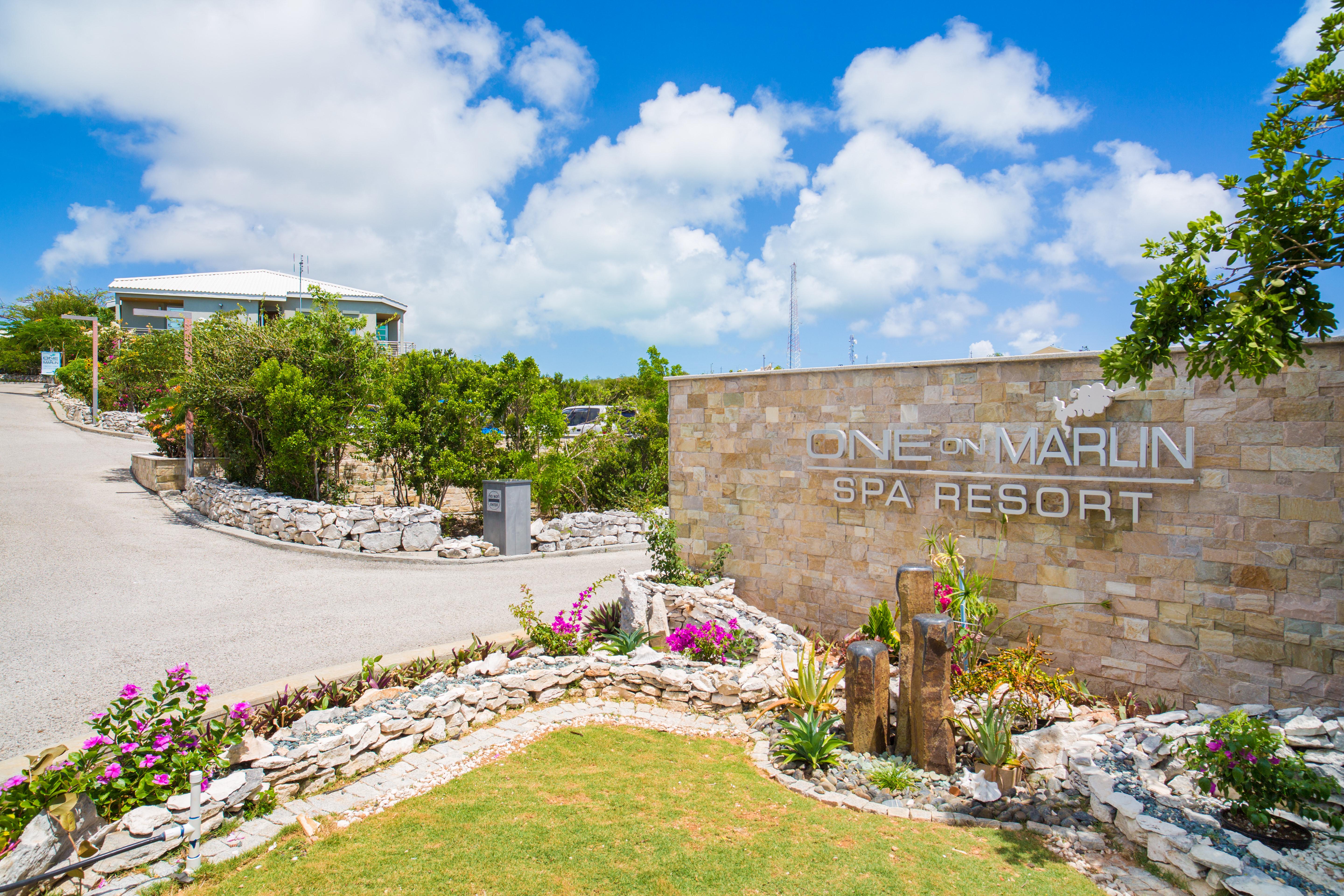 One On Marlin Resort (Adults Only) Turtle Cove Eksteriør billede